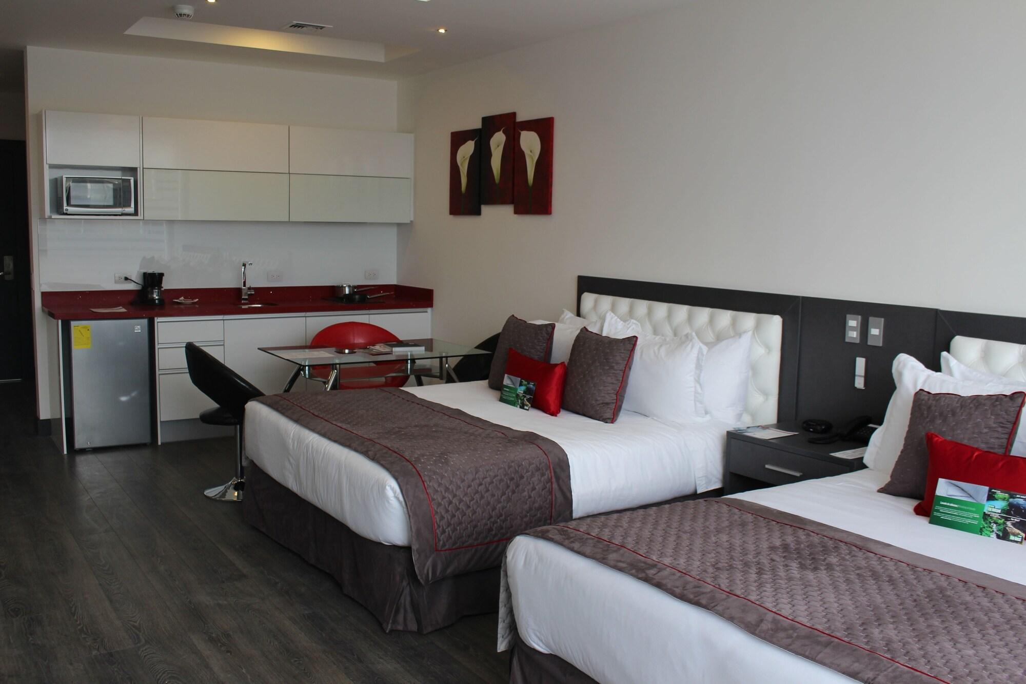 Citimed Hotel Кито Экстерьер фото